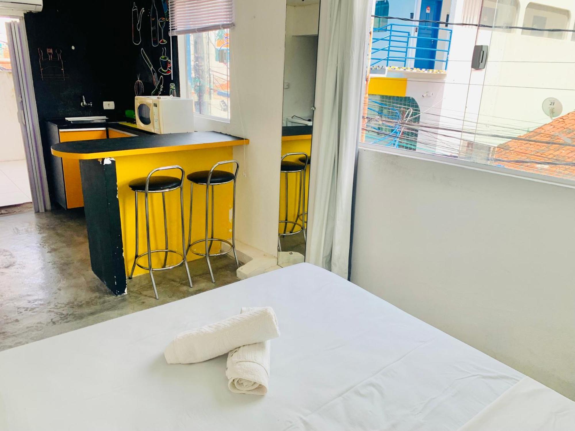 Flats E Suites Elcaline ปอร์โต จิ กาลินญาส ภายนอก รูปภาพ
